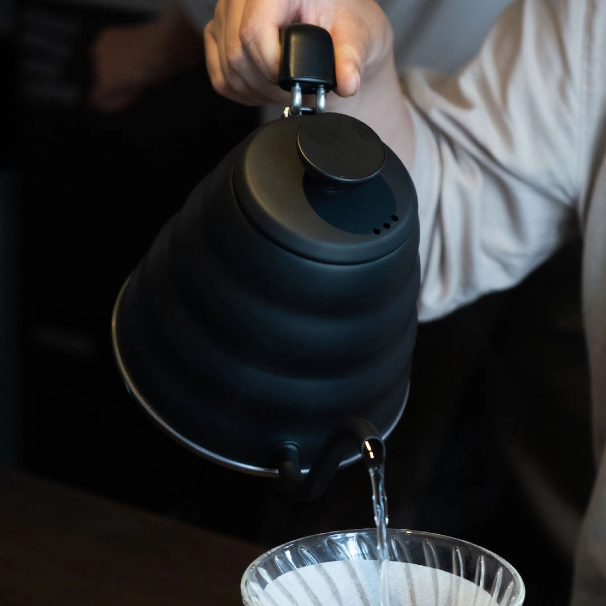 Hario Black Buono Kettle Environment 1